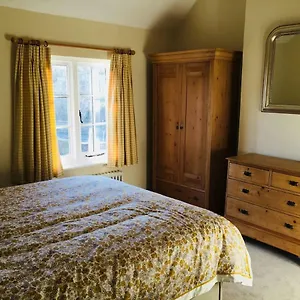 https://75-high-street.hotelsin-nottingham.com